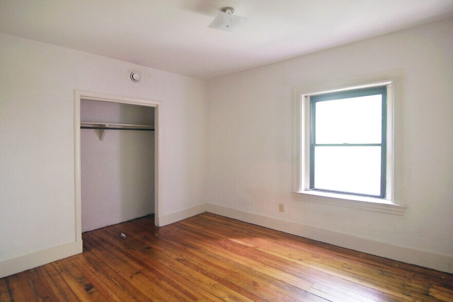 Building Photo - 314 S Trenton Ave
