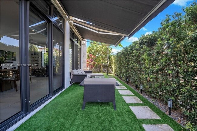 Building Photo - 8279 NW 43rd St