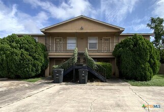 Building Photo - 4801 Rainbow Cir