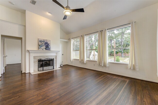 Building Photo - 1215 Whisper Trace Ct