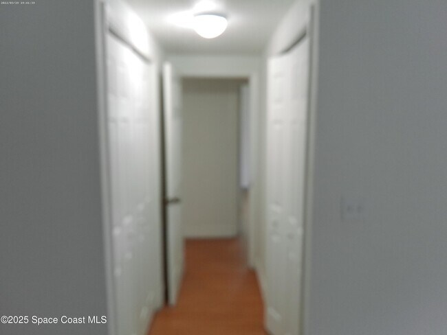 Building Photo - 855 Delano Rd