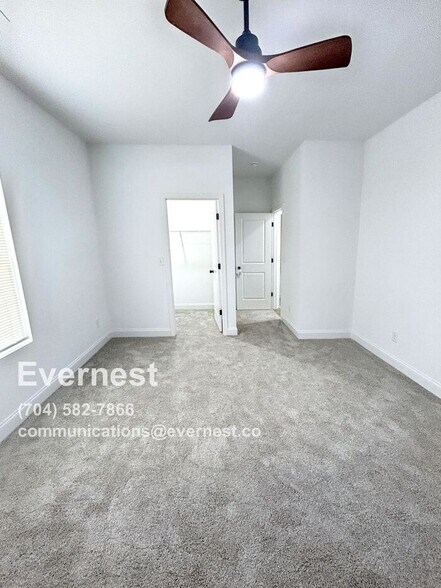 Building Photo - 411 S Spargo St