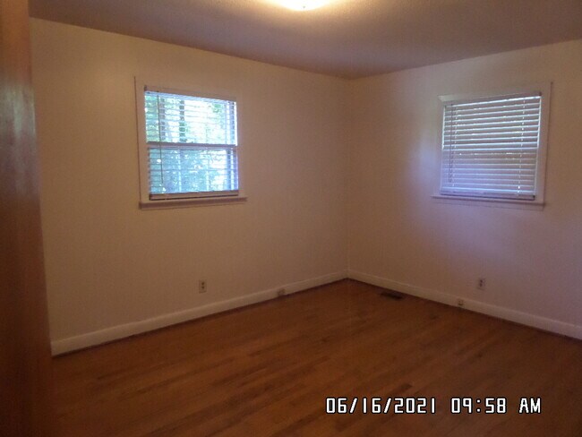 Building Photo - 4360 Cauble Rd