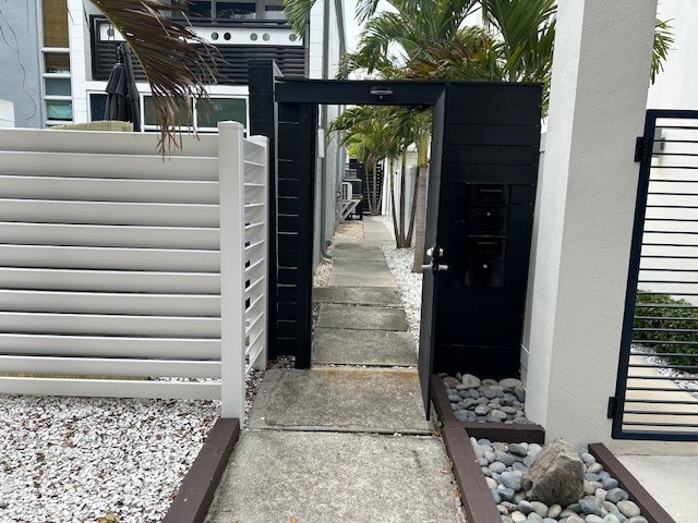 Building Photo - 534 4th Ave S