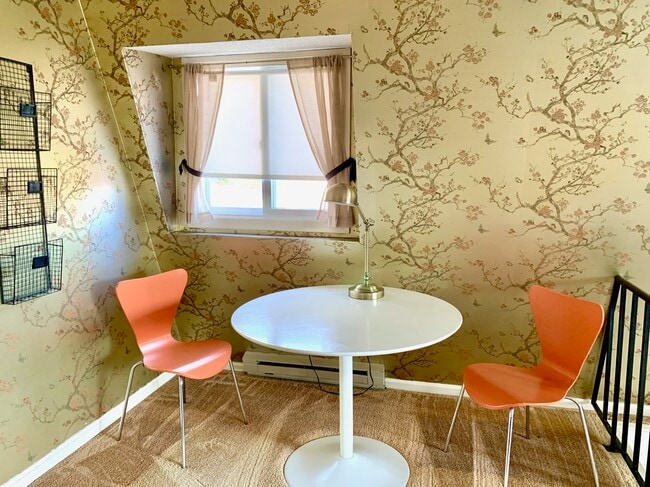 Building Photo - 2 Mohican Rd