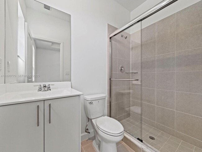 Building Photo - 1521 SE 27th Rd