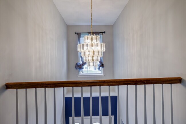 Building Photo - 49 Driftwood Dr