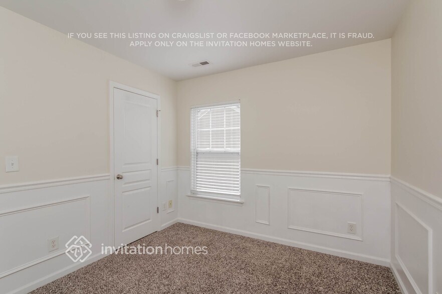 Building Photo - 1617 Hammond Dr