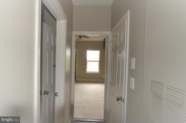 Building Photo - 13058 Autumn Woods Way