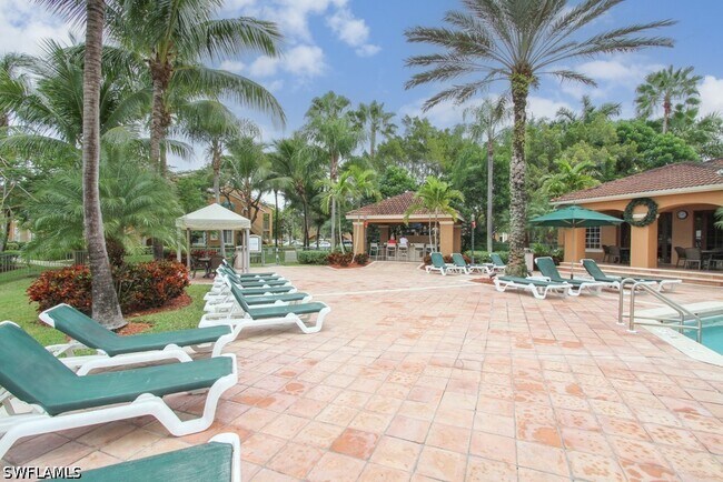 Building Photo - 1205 Wildwood Lakes Blvd