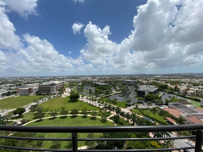 Building Photo - 5350 NW 84th Ave