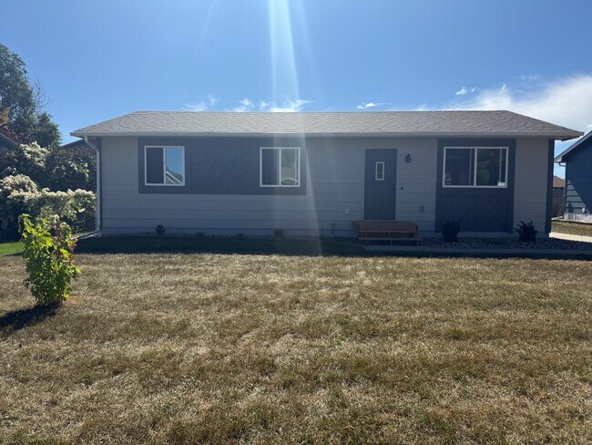 Primary Photo - 4653 Williams St