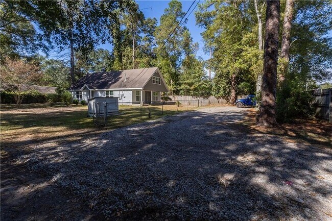 Building Photo - 61689 LA-434