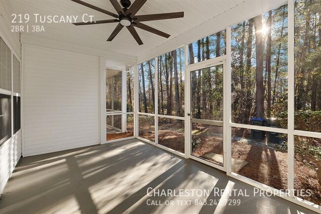 Building Photo - 219 Tuscany Ct