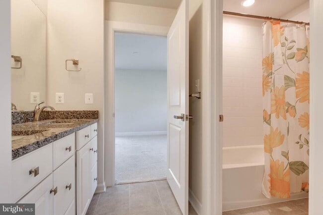 Building Photo - 2522 Vivaldi Ln