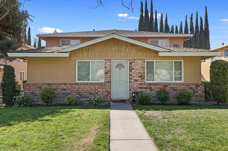 Building Photo - 2128 Palisade Ave