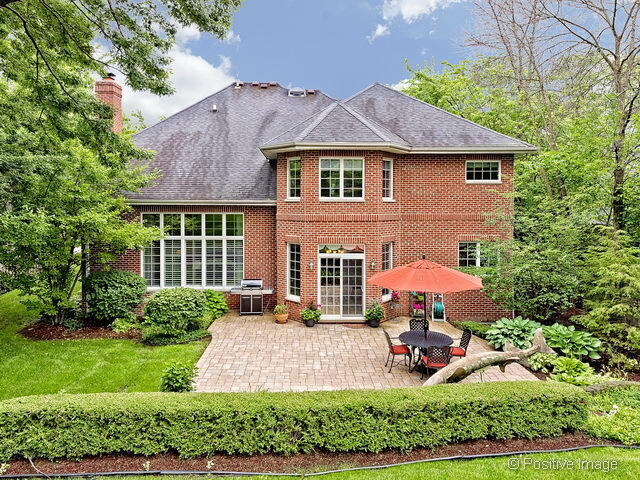 Building Photo - 613 Lakeside Dr