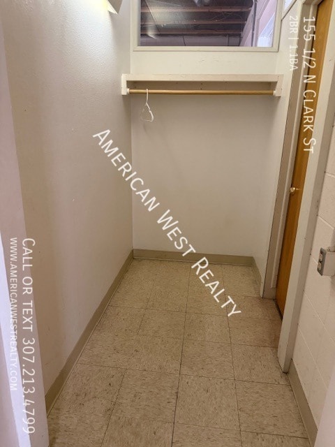 Building Photo - 155 1/2 N Clark St-