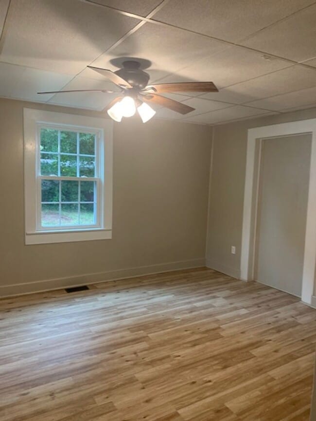 Building Photo - 3003 Knitting Mill Street, Jonesville SC 2...