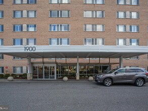 Building Photo - 1900 Lyttonsville Rd