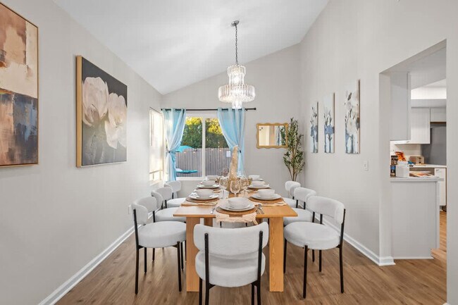 Building Photo - 13737 Via Tres Vistas