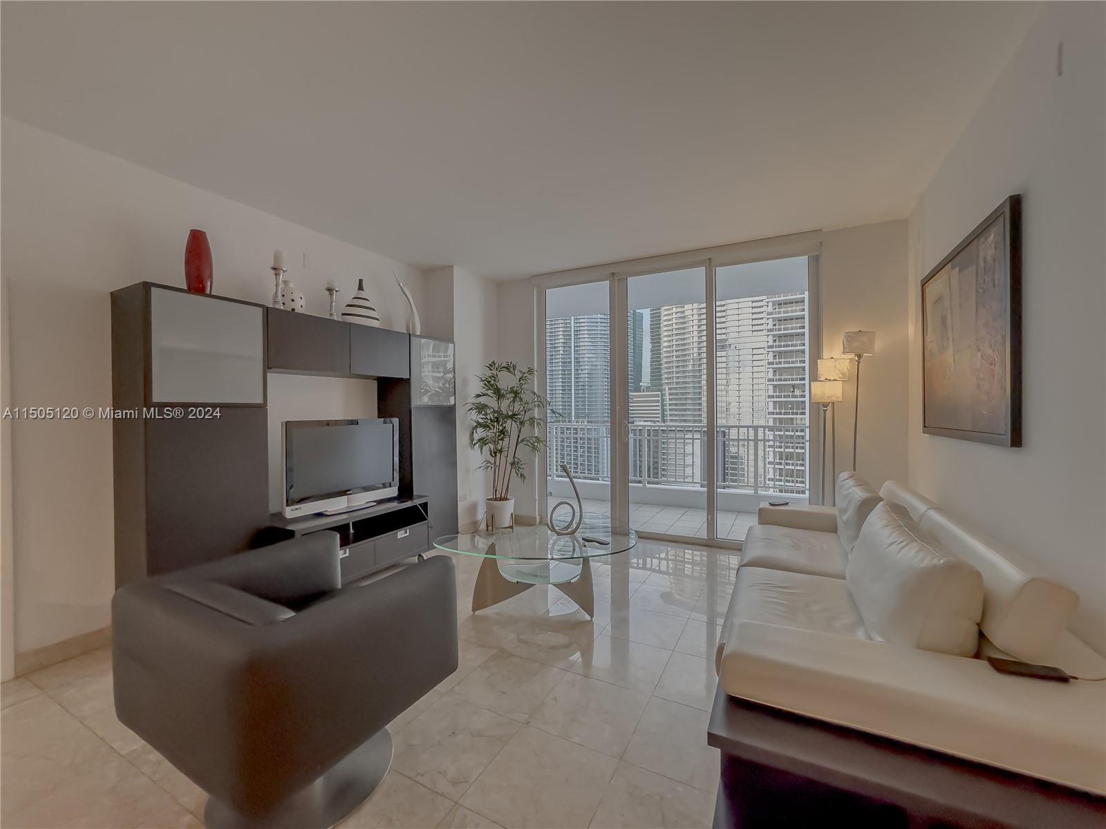 Building Photo - 801 Brickell Key Blvd