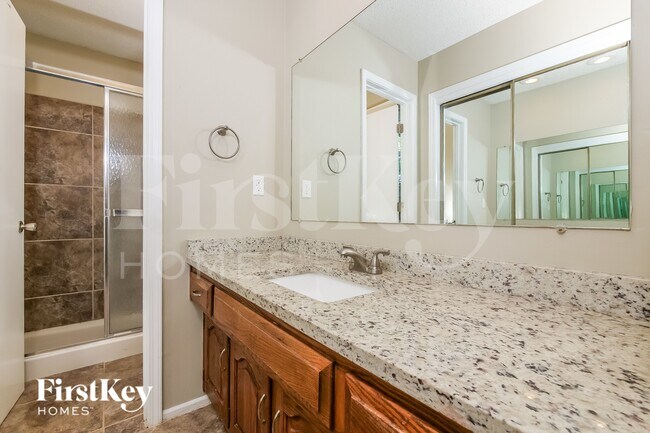 Building Photo - 14000 S Tomahawk Dr