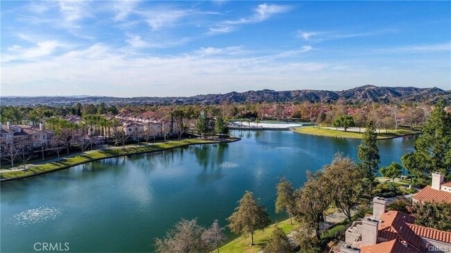 Building Photo - 225 Montana Del Lago Dr