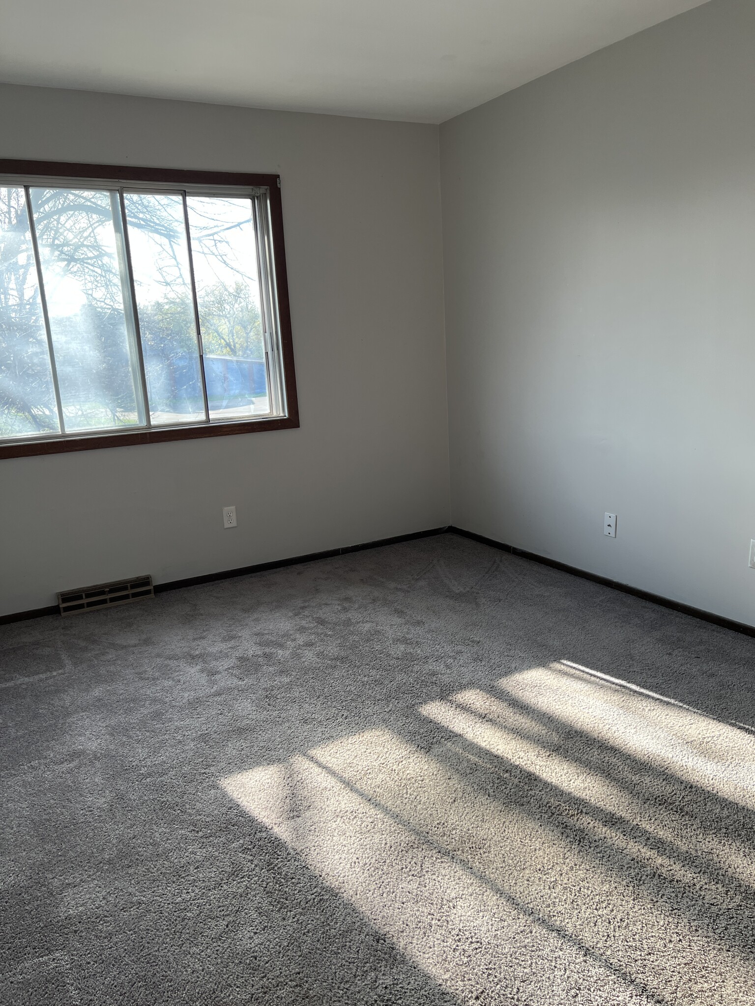 Bedroom 3 - W165N11482 Royal Ct