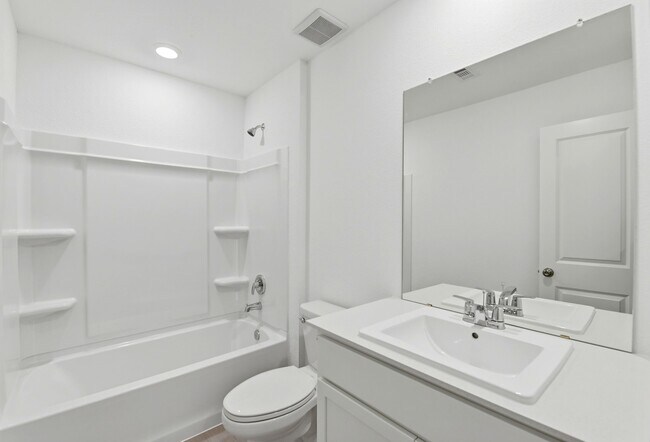Building Photo - 15227 Abella Dr