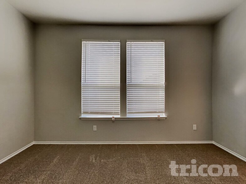 Building Photo - 14003 Elounda