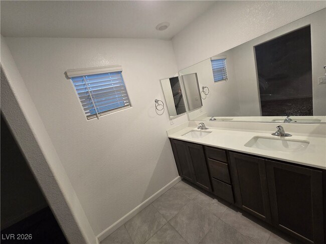 Building Photo - 3518 Herodain Ave