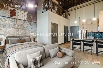 Building Photo - 124 Monroe Ave