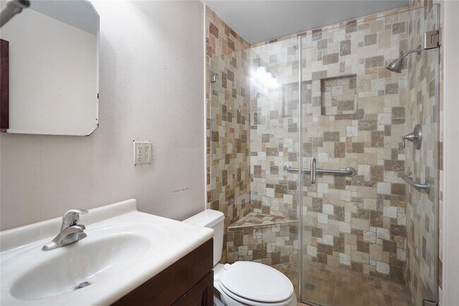 Building Photo - 22855 E Martin Dr