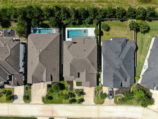 Building Photo - 41 Snowdrop Lily Dr