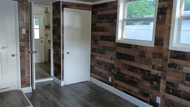 Building Photo - 11465 92nd St N