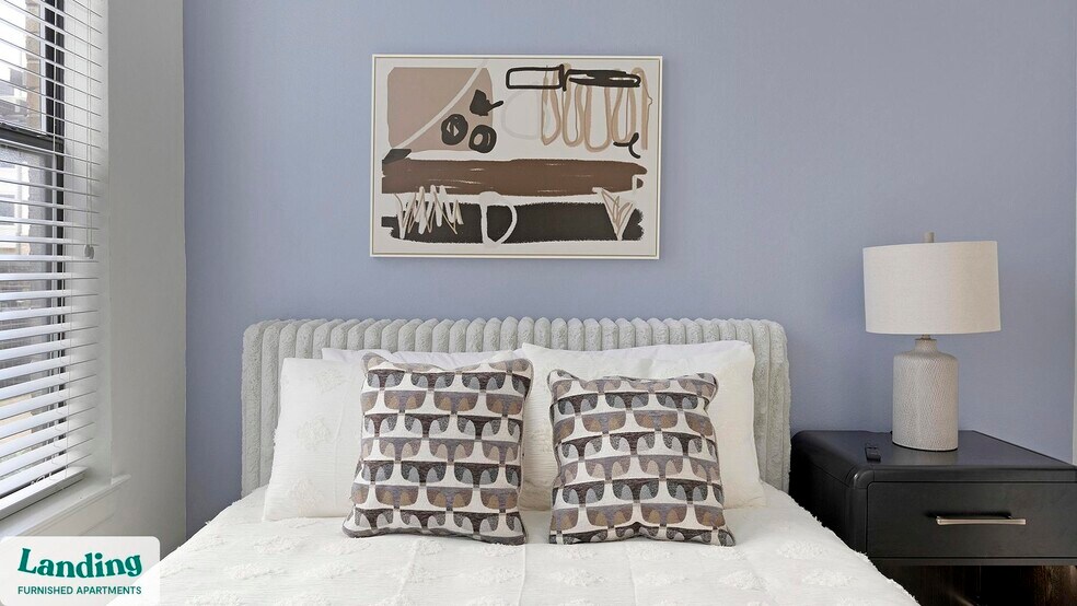 Building Photo - 5275 Town and Country Blvd