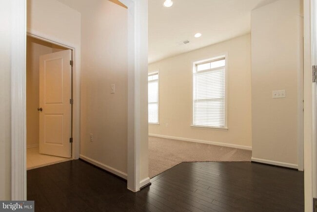 Building Photo - 14337 Potomac Heights Ln