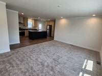 Building Photo - 498 Vermont