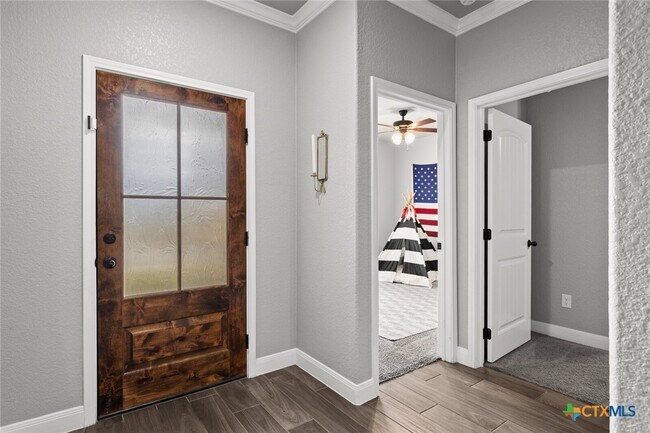 Building Photo - 1614 Flatland Trl
