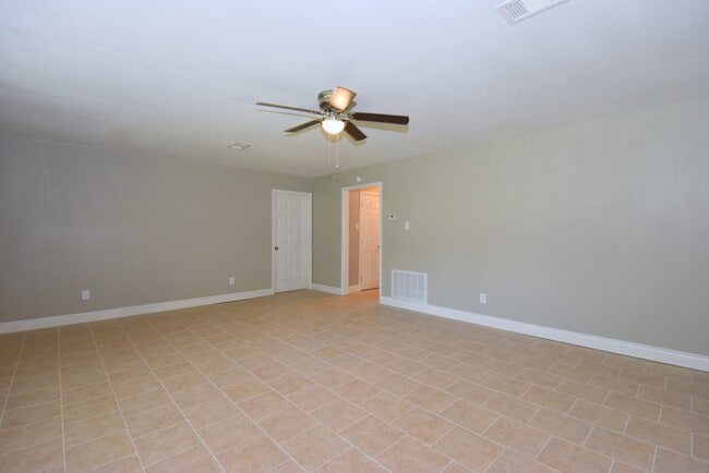 Building Photo - 3615 Willie Way
