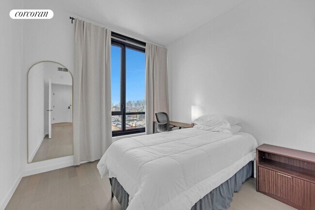 Building Photo - 380 4th Ave