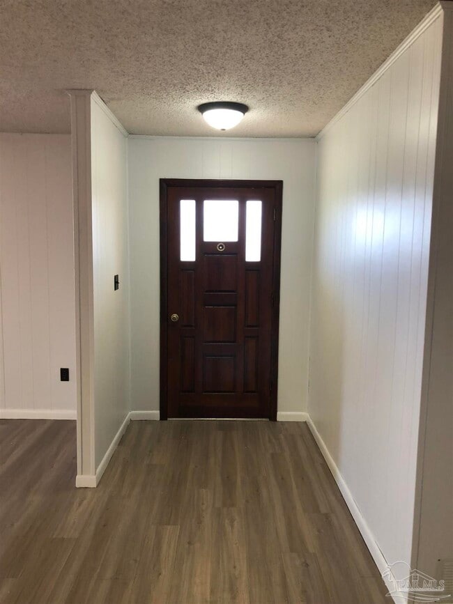 Building Photo - 2015 Frontera St