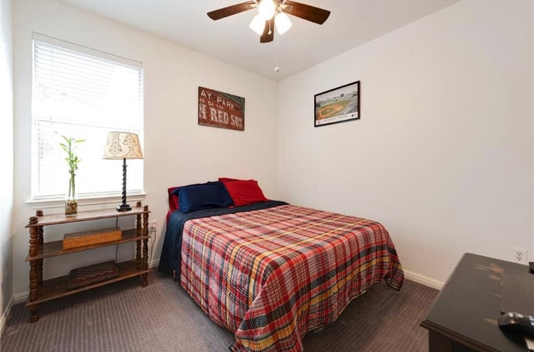 Bedroom 2 - 5532 Toscana Ave