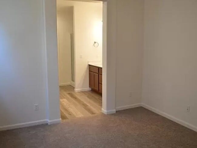 Building Photo - 4450 Lacy Ln