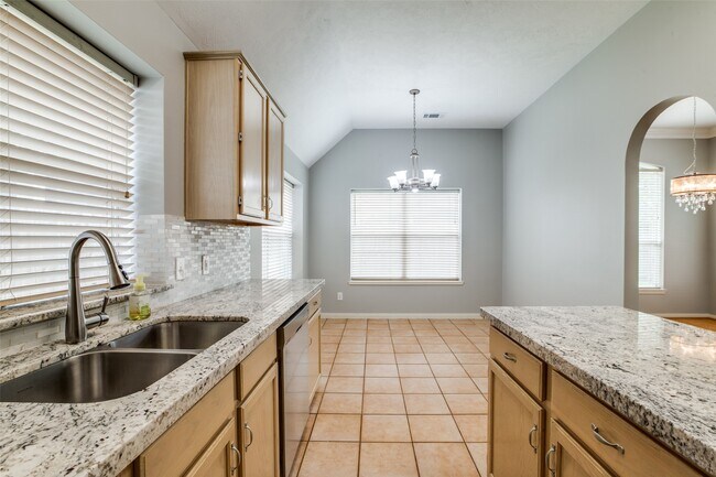 Building Photo - 9331 Rodgers Rd