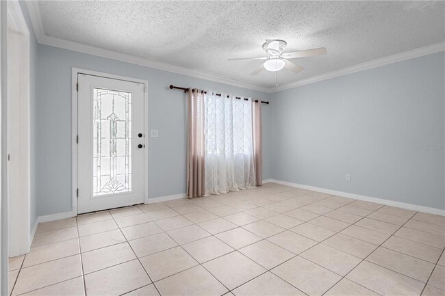 Building Photo - 3606 W Royal Palm Cir