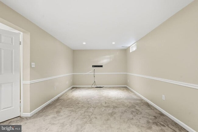 Building Photo - 6739 Rockledge Pl