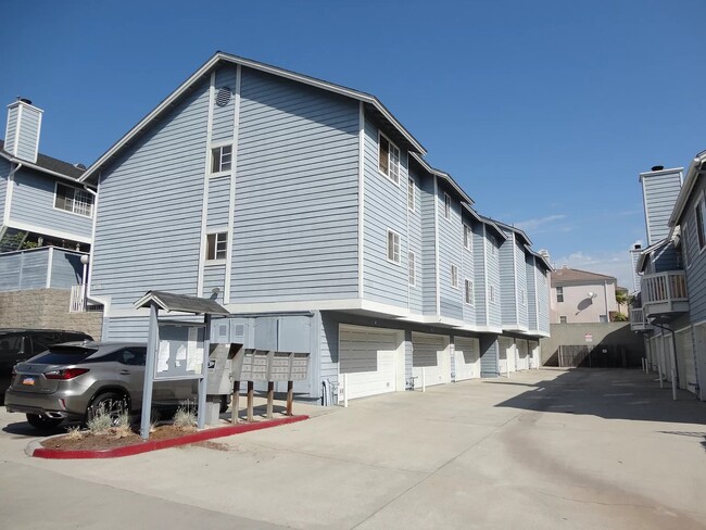 Building Photo - 26105 Frampton Ave