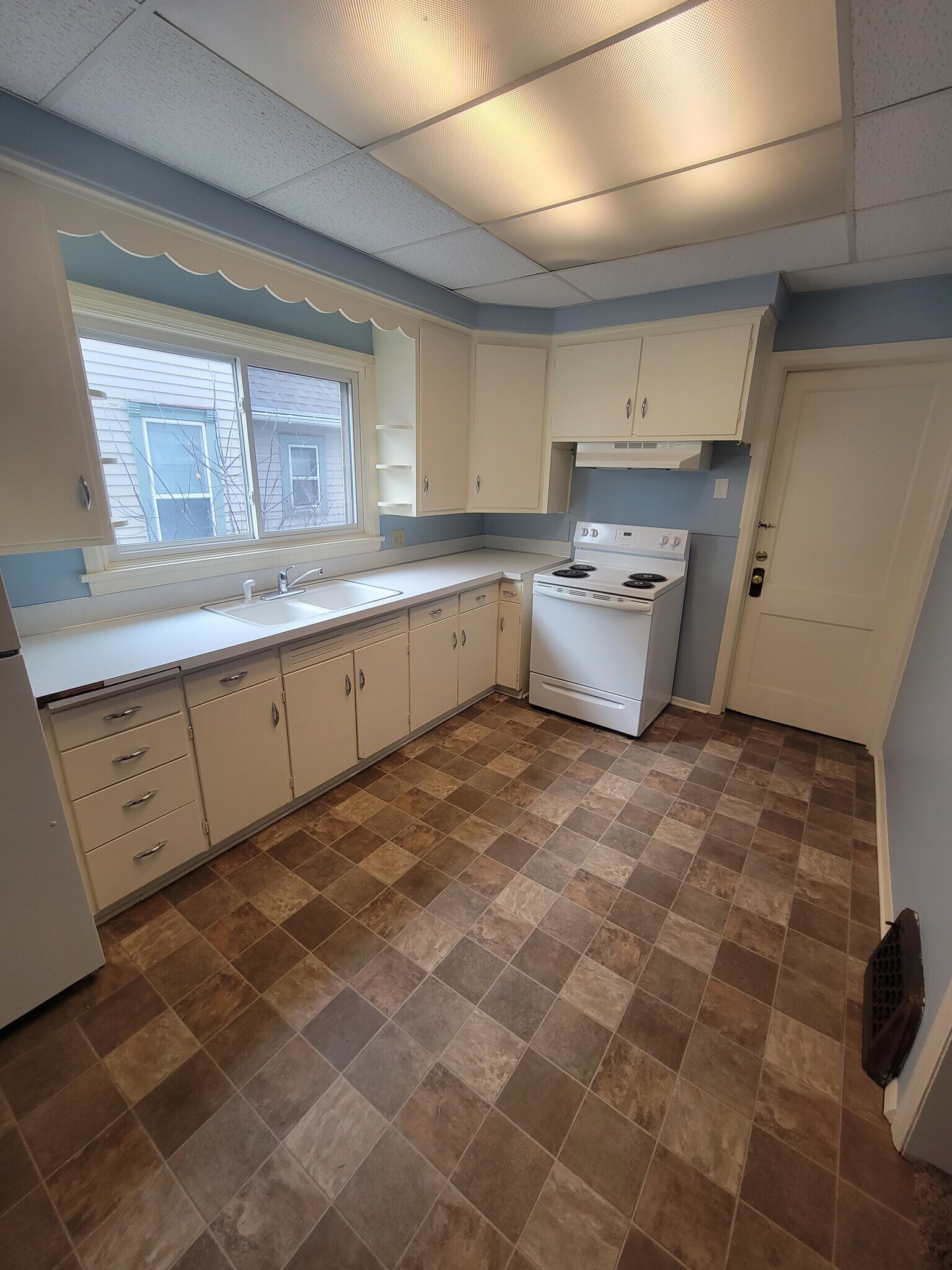 Building Photo - 274 Ellis St